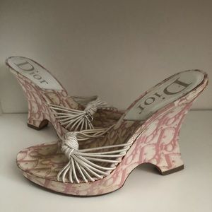 Vintage dior trotter heels